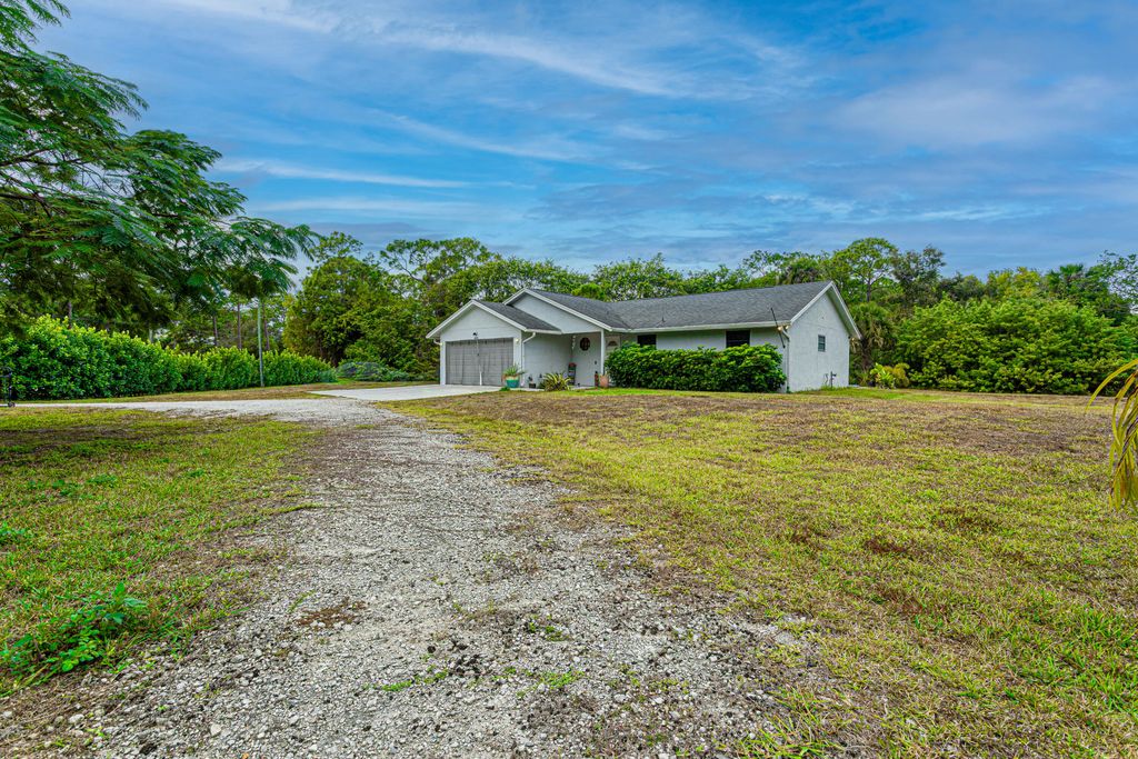Photo of 16495 69th Street N, Loxahatchee, FL 33470 (MLS # R11157012)