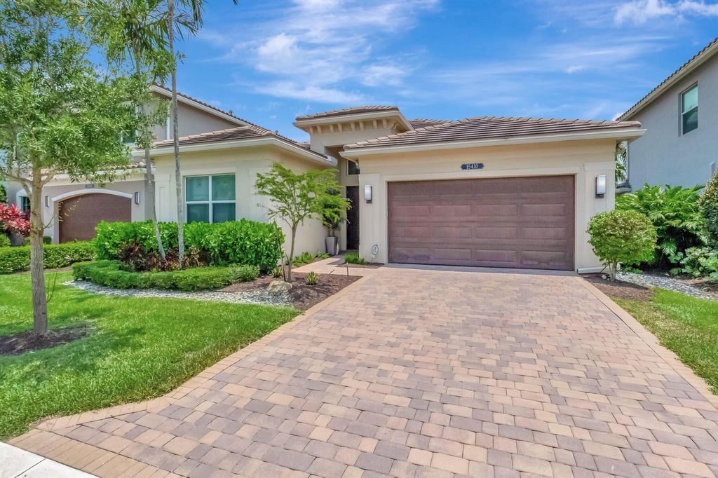 Photo of 15410 Blue River Road, Delray Beach, FL 33446 (MLS # R10988616)