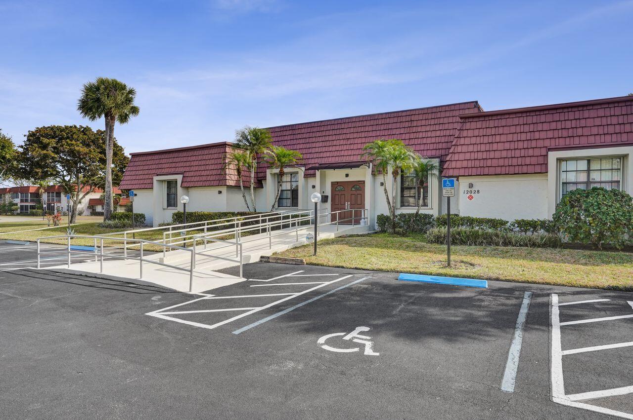 GREENWAY VILLAGE SOUTH CONDO 3 - Residential