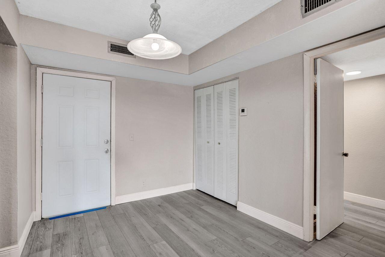 GREENWAY VILLAGE SOUTH CONDO 3 - Residential