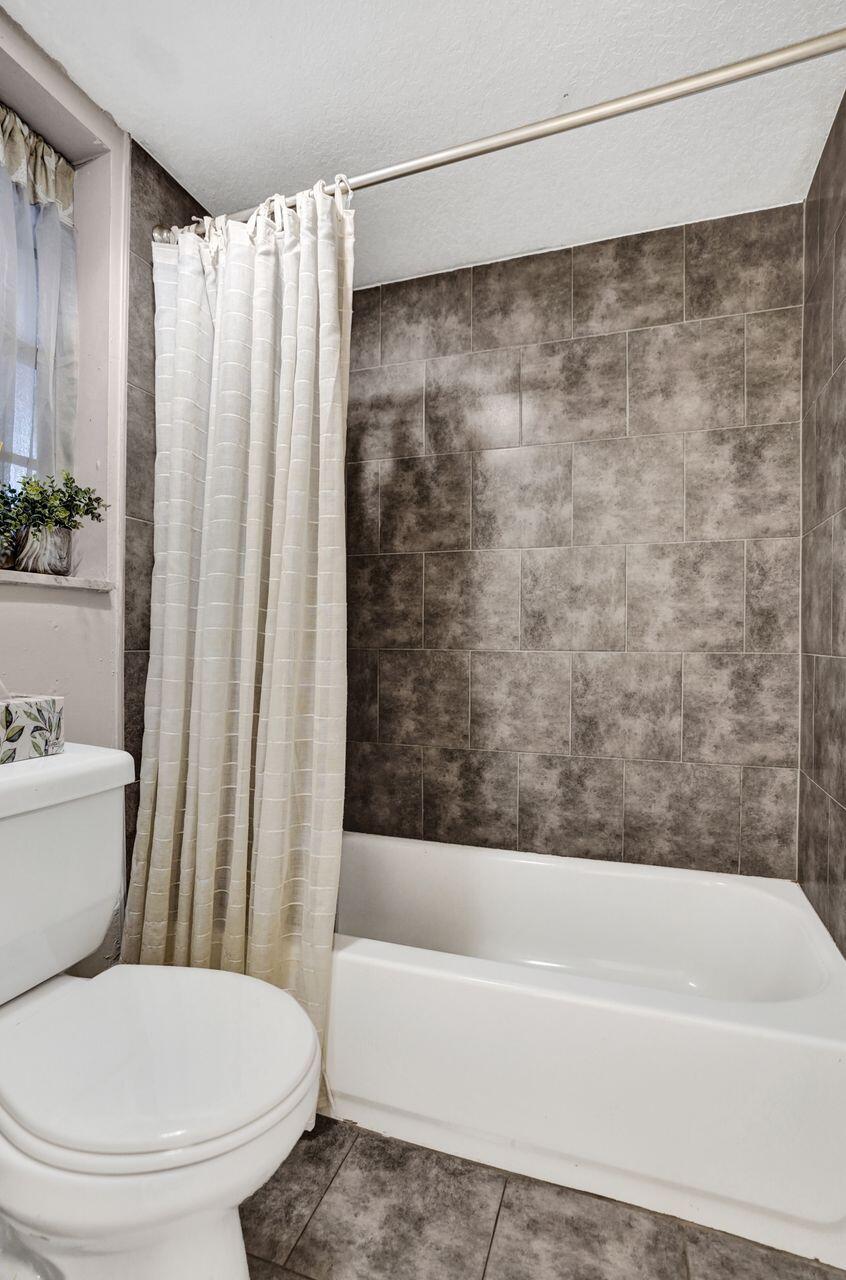 GREENWAY VILLAGE SOUTH CONDO 3 - Residential