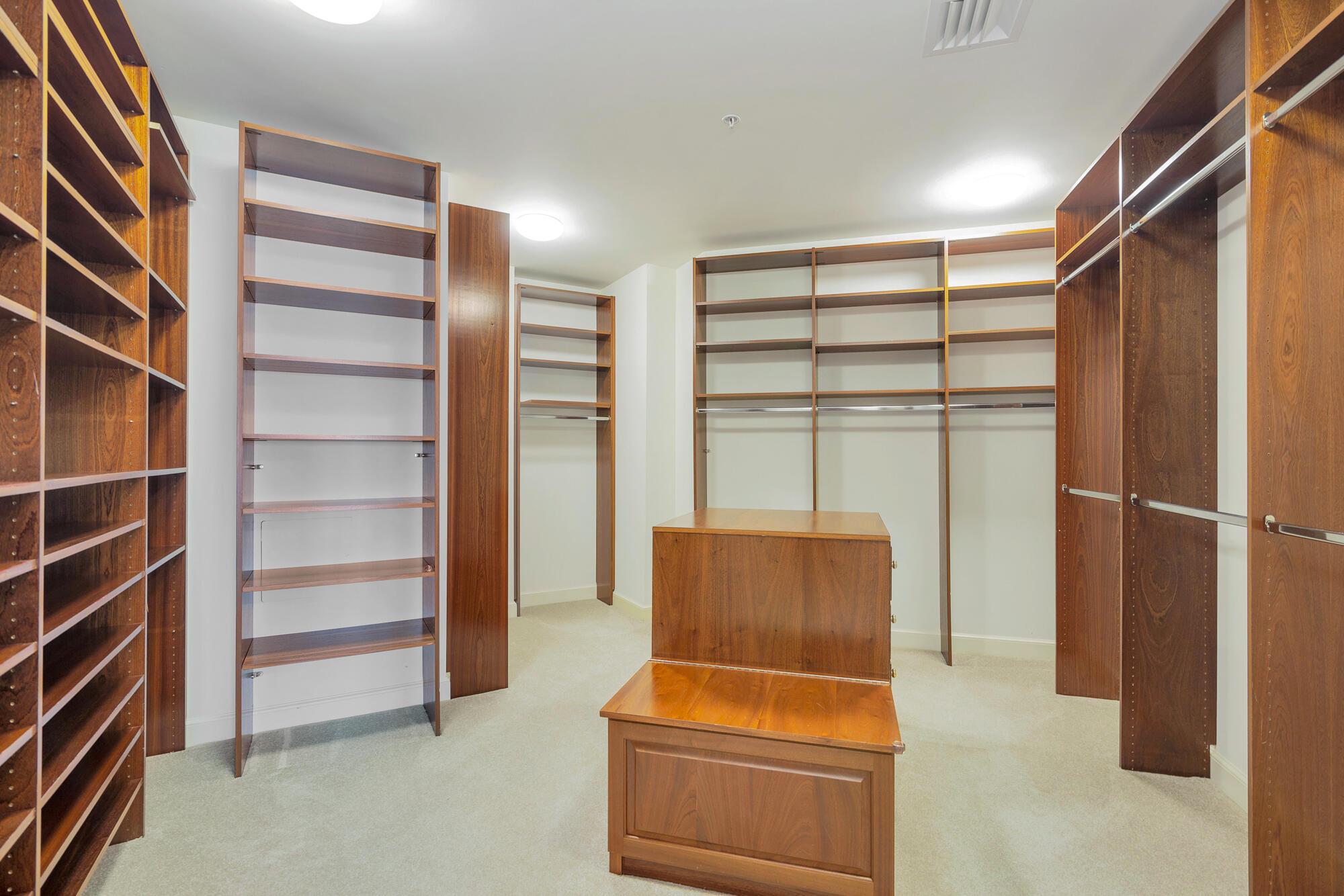 BREAKERS SOUND AT JUPITER - Residential Lease