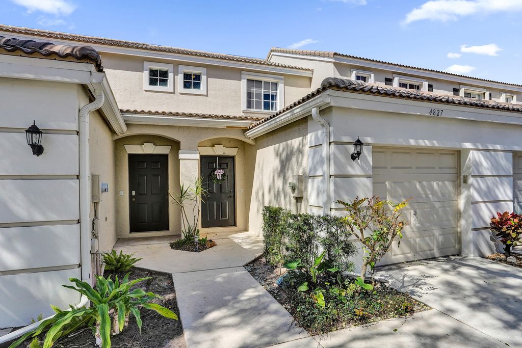 Photo of 4827 Palmbrooke Circle W, West Palm Beach, FL 33417 (MLS # R11163188)