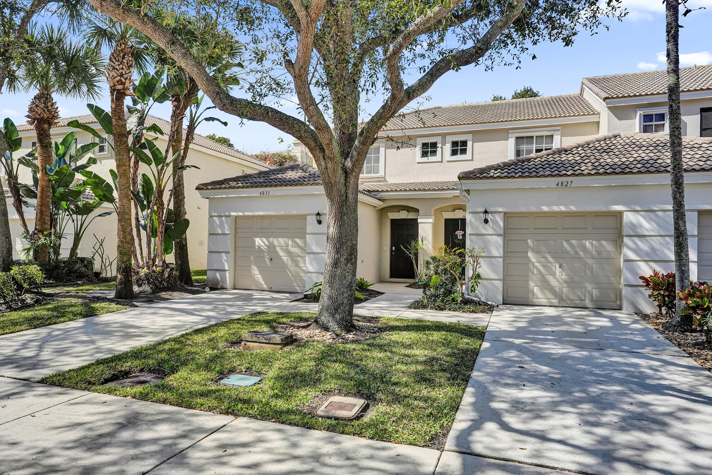 Properties 4827 Palmbrooke Circle W