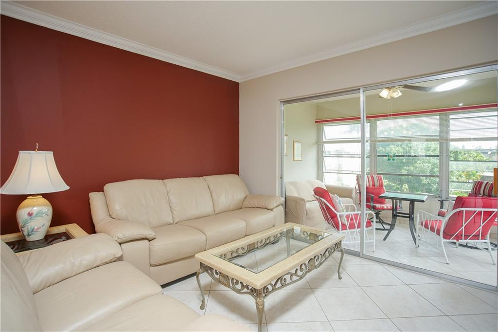 HAWAIIAN GARDENS - Residential