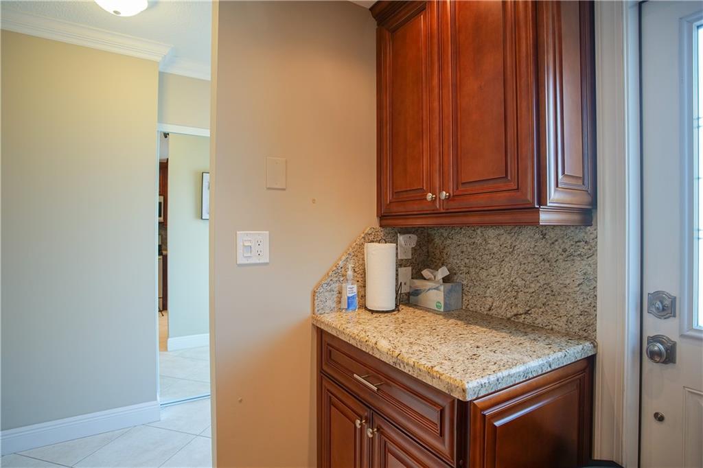 HAWAIIAN GARDENS - Residential