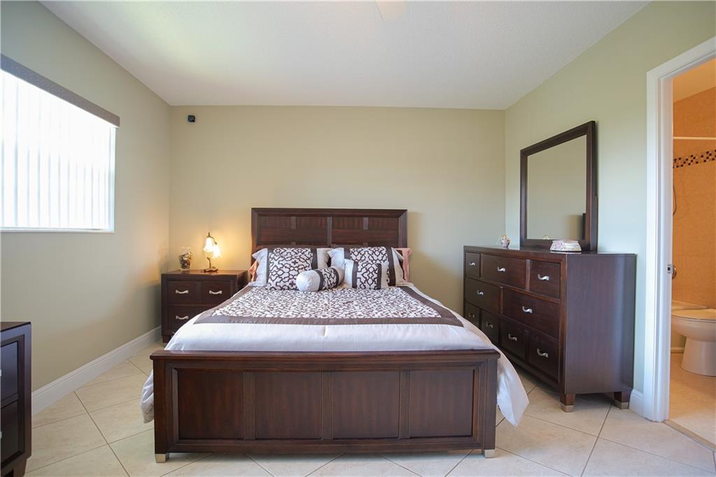 HAWAIIAN GARDENS - Residential