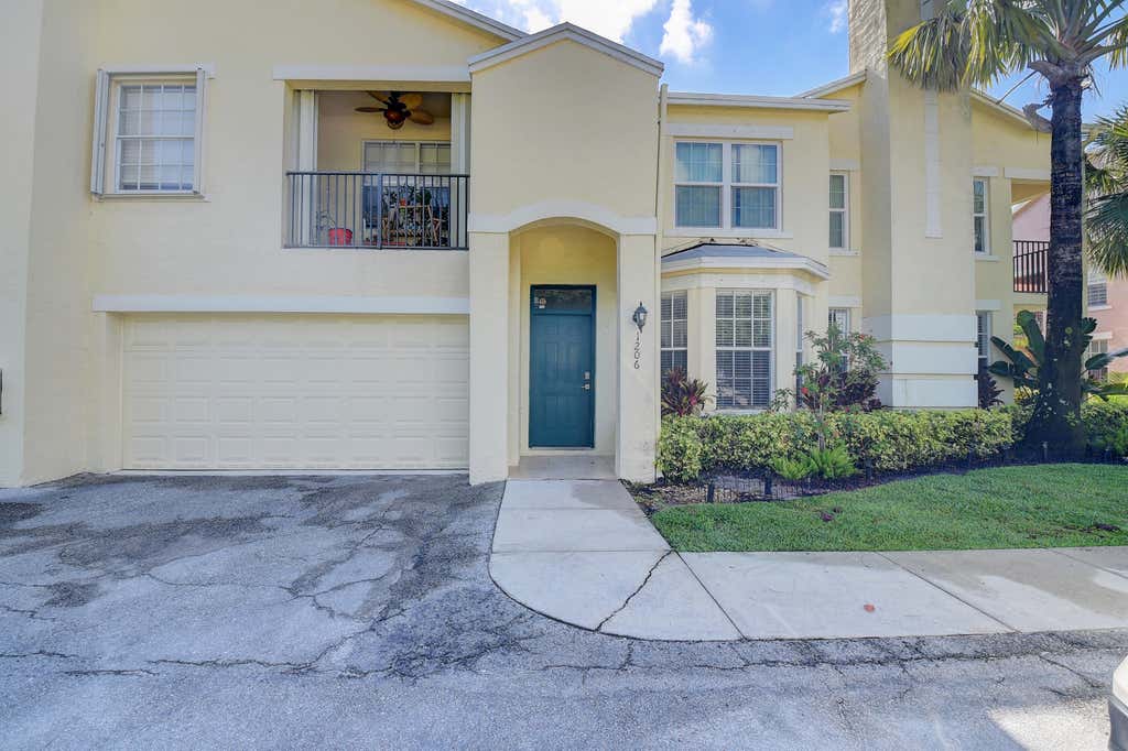 Photo of 1206 BELMONT Place, Boynton Beach, FL 33436 (MLS # B26065231)