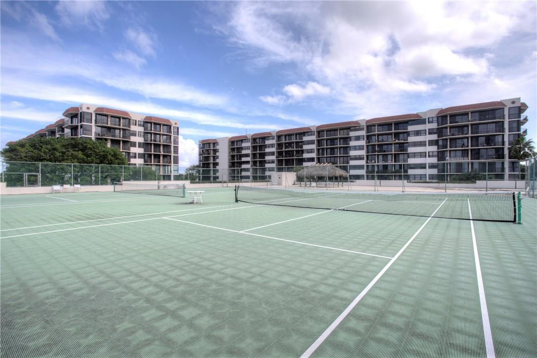 PORTA BELLA EAST AND PORT - Residential