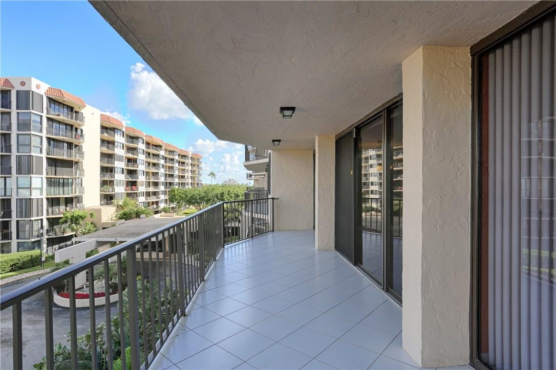 PORTA BELLA EAST AND PORT - Residential
