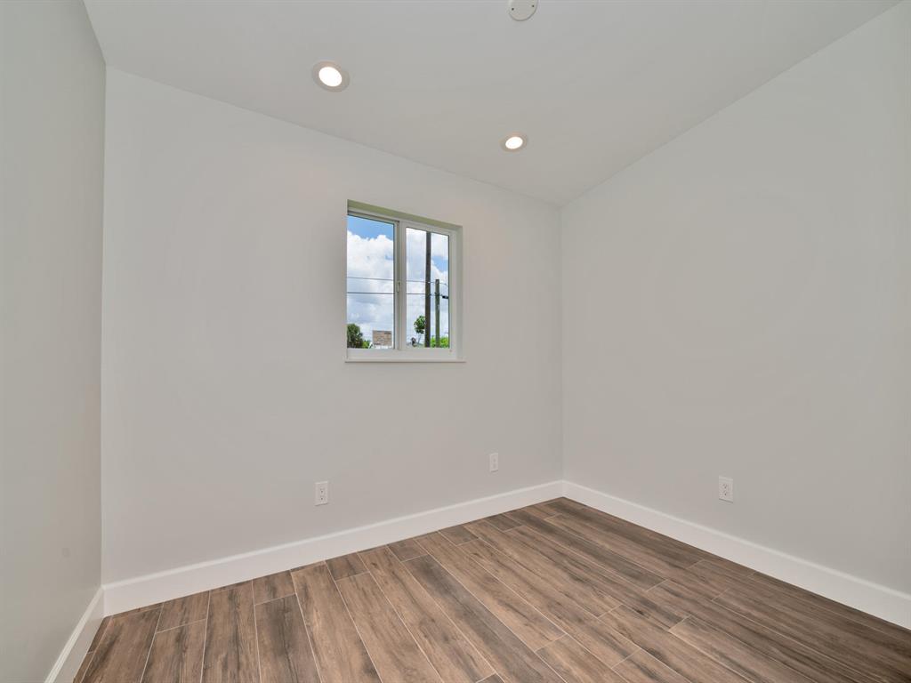 FOREST HILL VILLAGE 1 - Residential