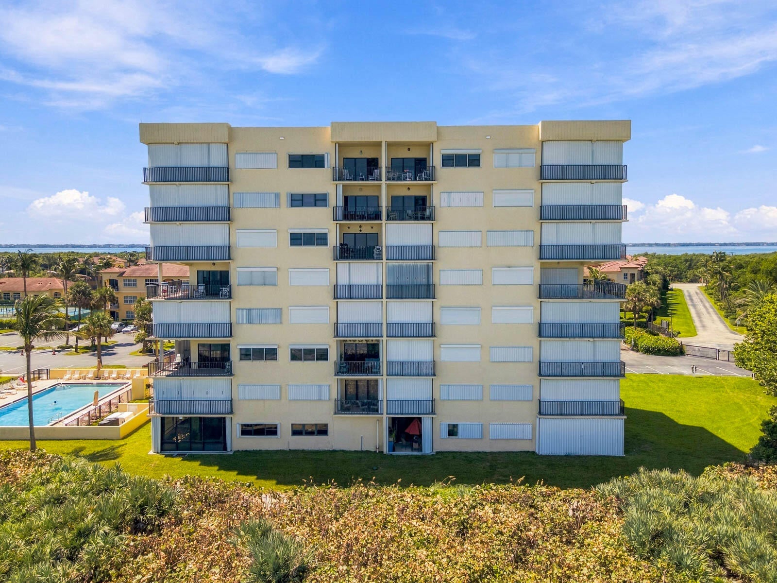 7400 S Ocean Drive E-802
