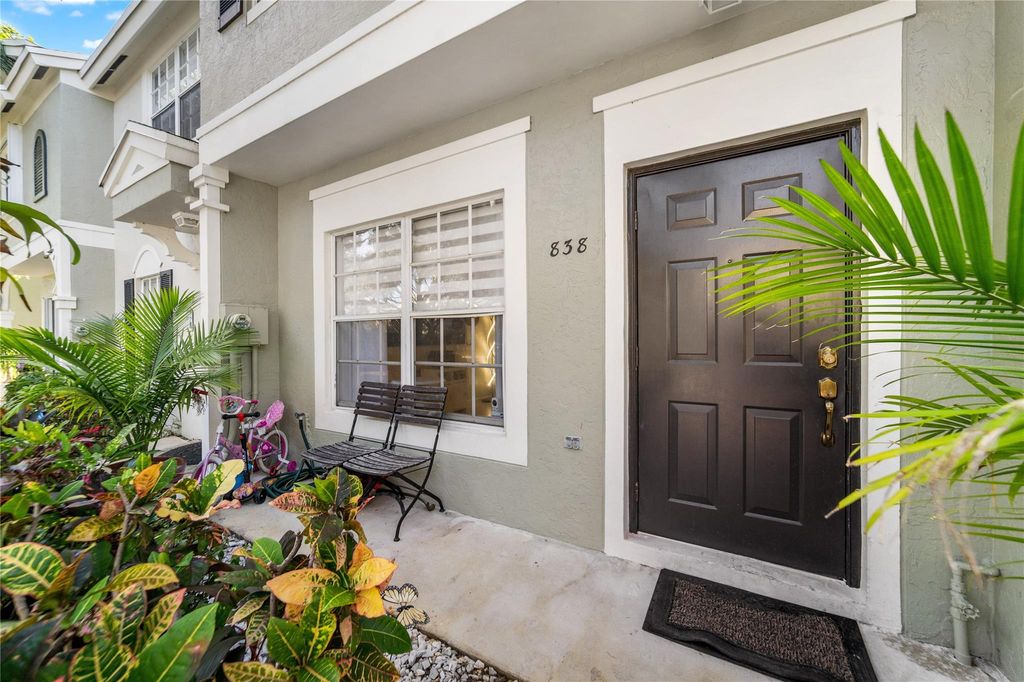 Photo of 838 Kokomo Key Lane #838, Delray Beach, FL 33483 (MLS # F10531306)