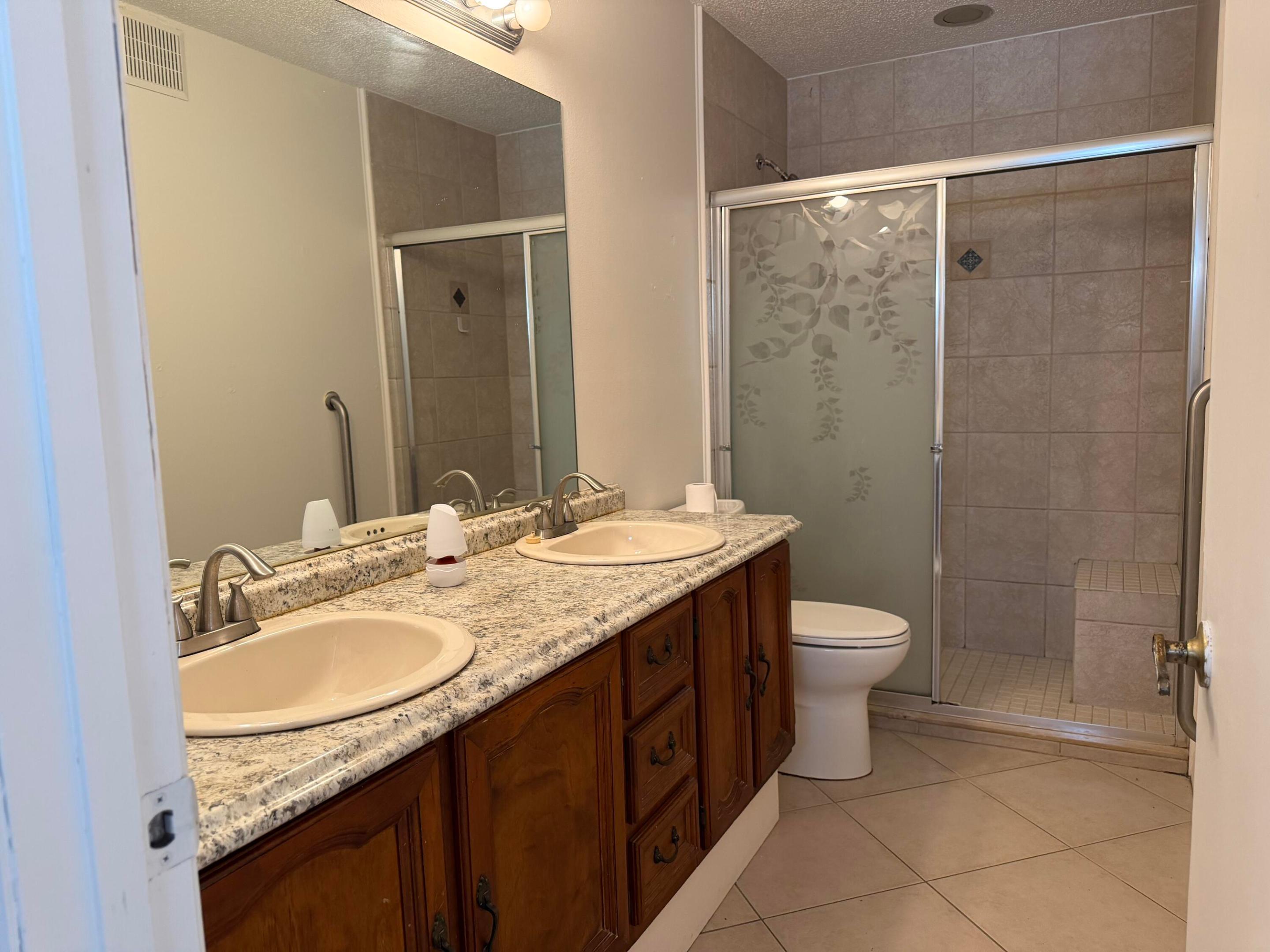 1416 SW 22nd Ave Avenue SW