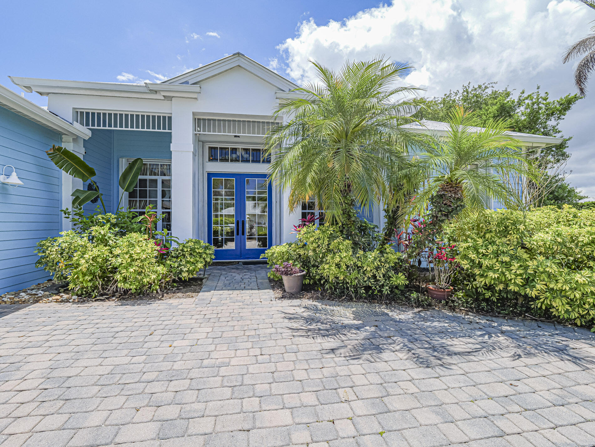 VERO BEACH HIGHLANDS UNIT 5 - Residential