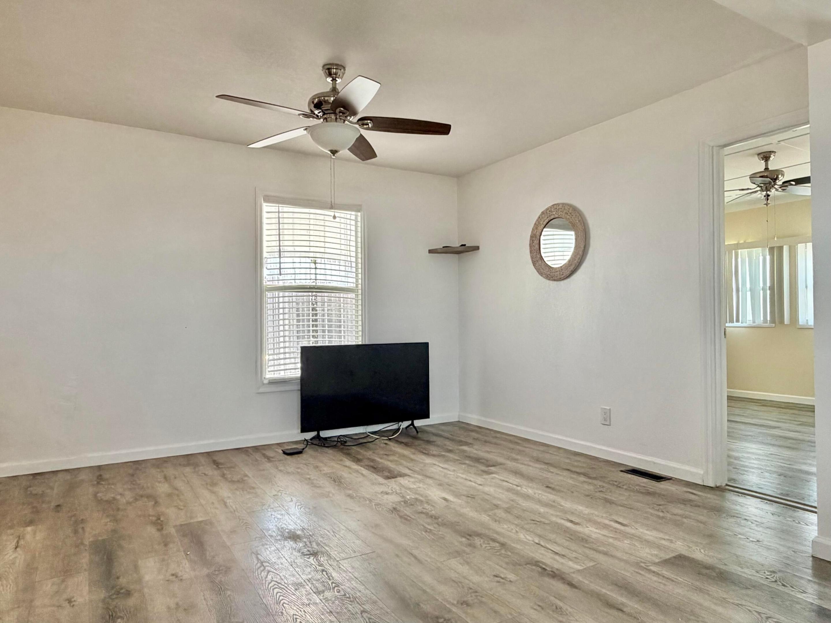 RIDGEWAY - Residential