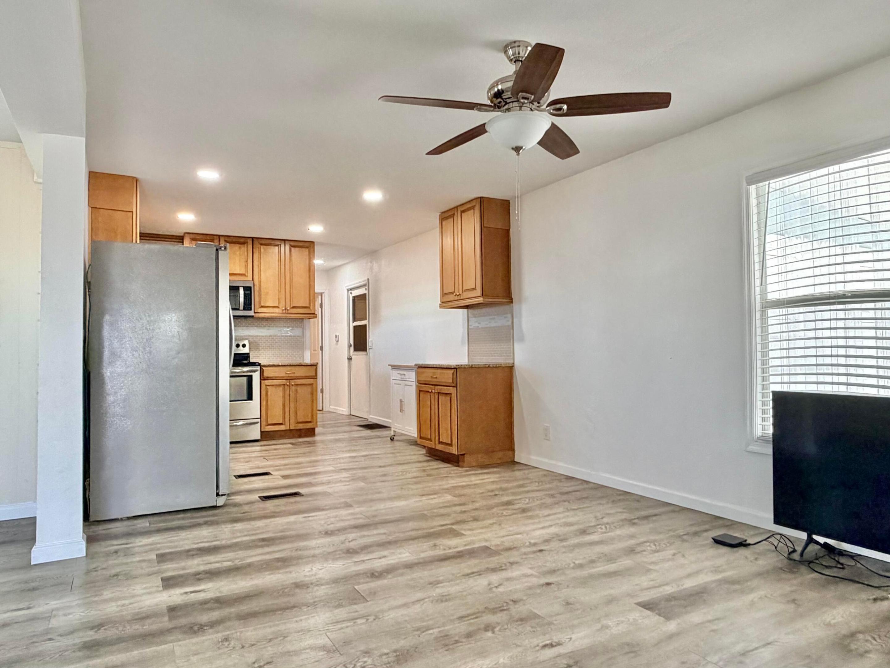 RIDGEWAY - Residential