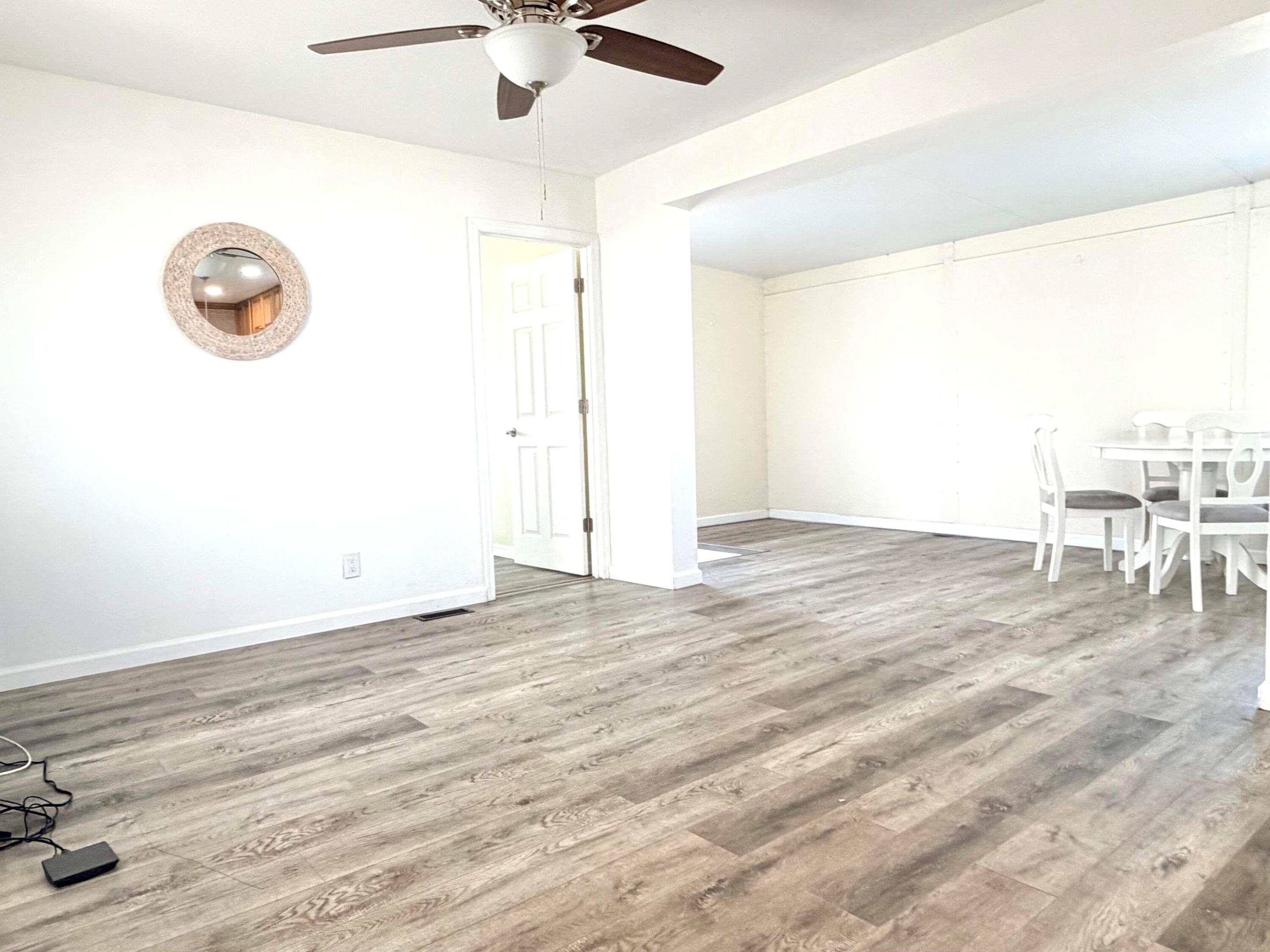 RIDGEWAY - Residential