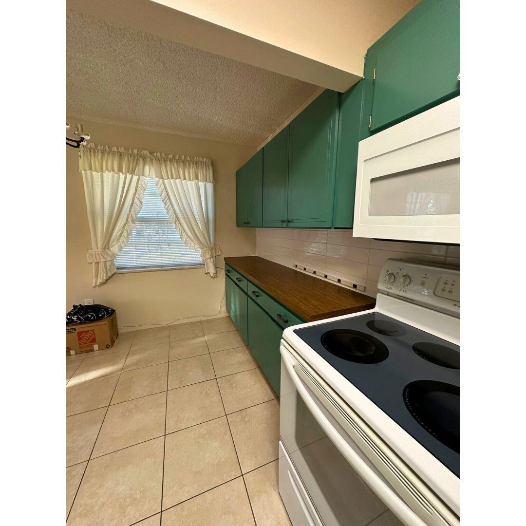 Sabal Palm Village - Residential