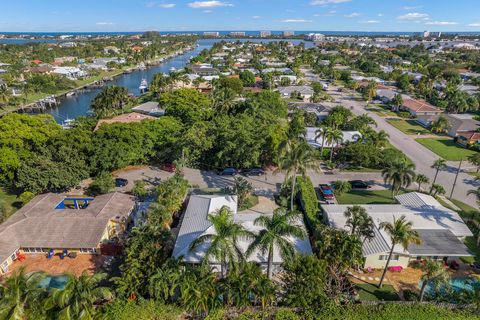 A home in Lake Worth Beach