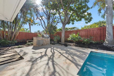 A home in Lake Worth Beach