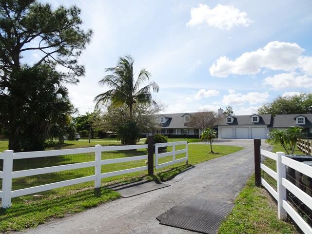 PALM BEACH LITTLE RANCHES - Residential Lease