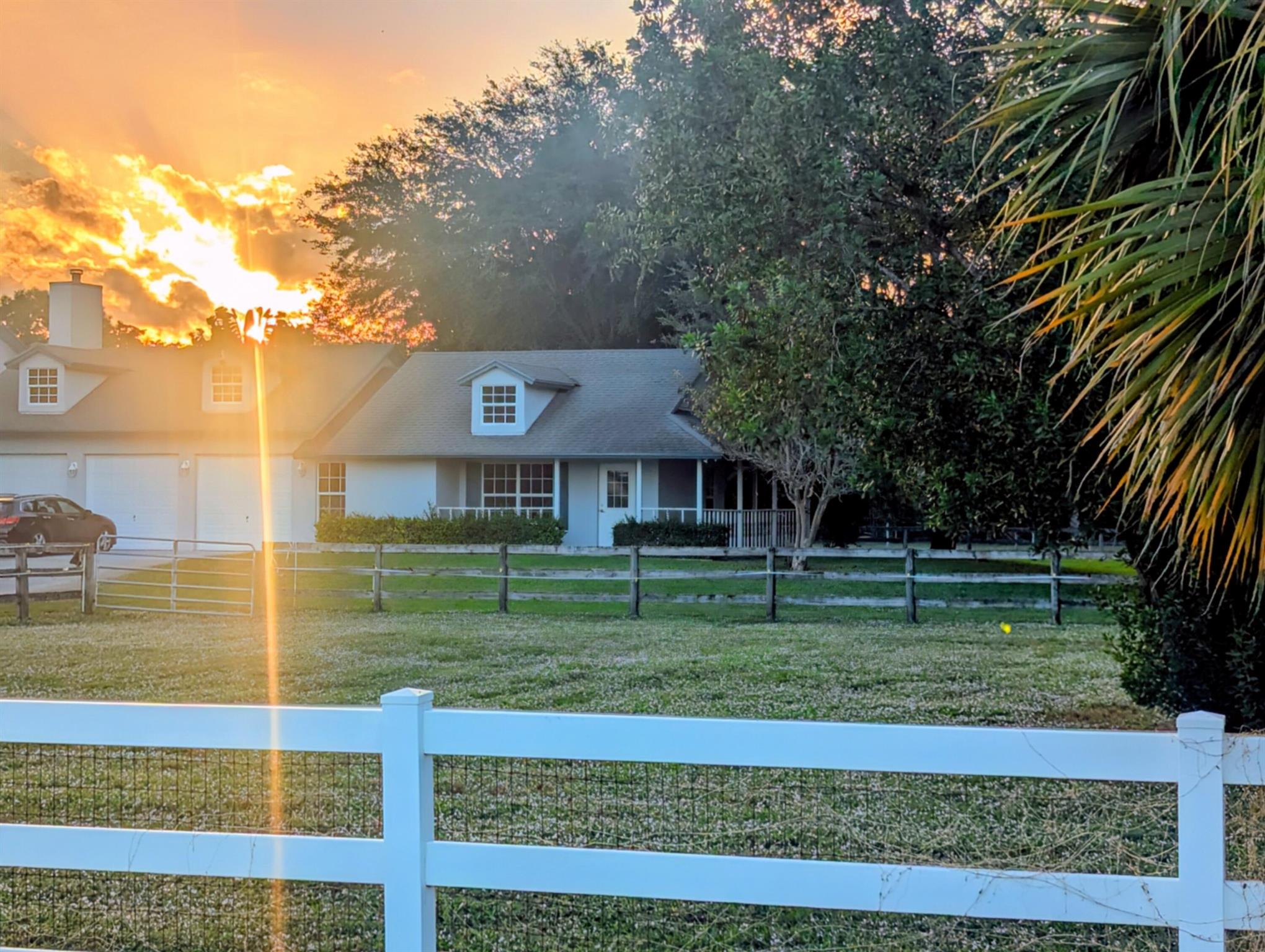 PALM BEACH LITTLE RANCHES - Residential Lease