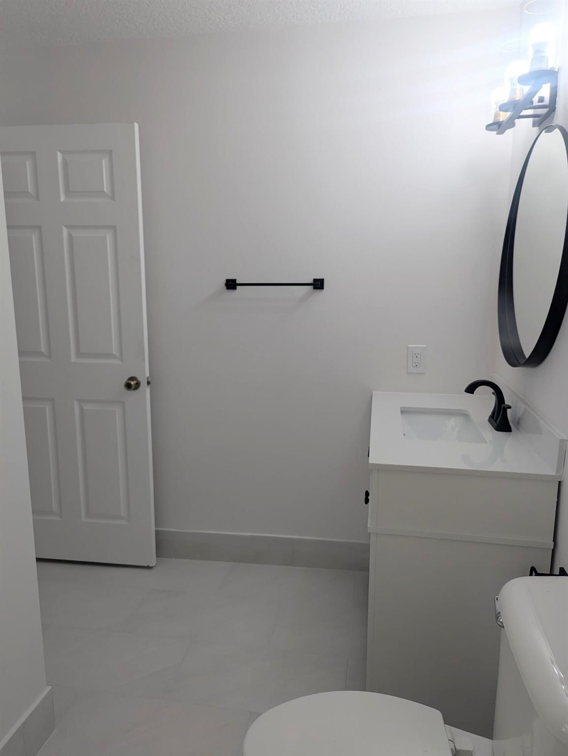 PALM BEACH LITTLE RANCHES - Residential Lease