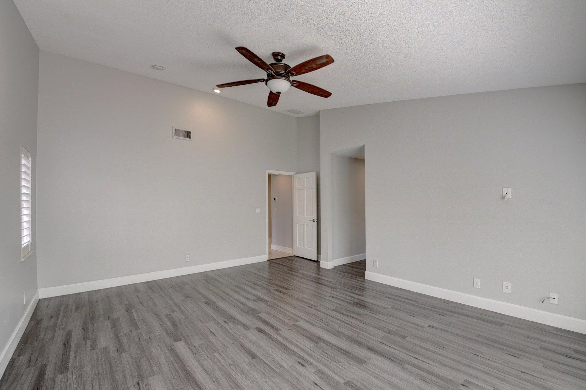 WOODLANDS SEC 2 - Residential