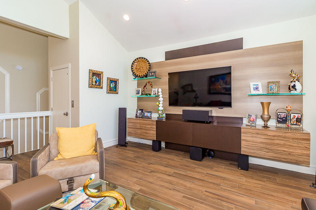 CLUBSIDE CONDO - Residential