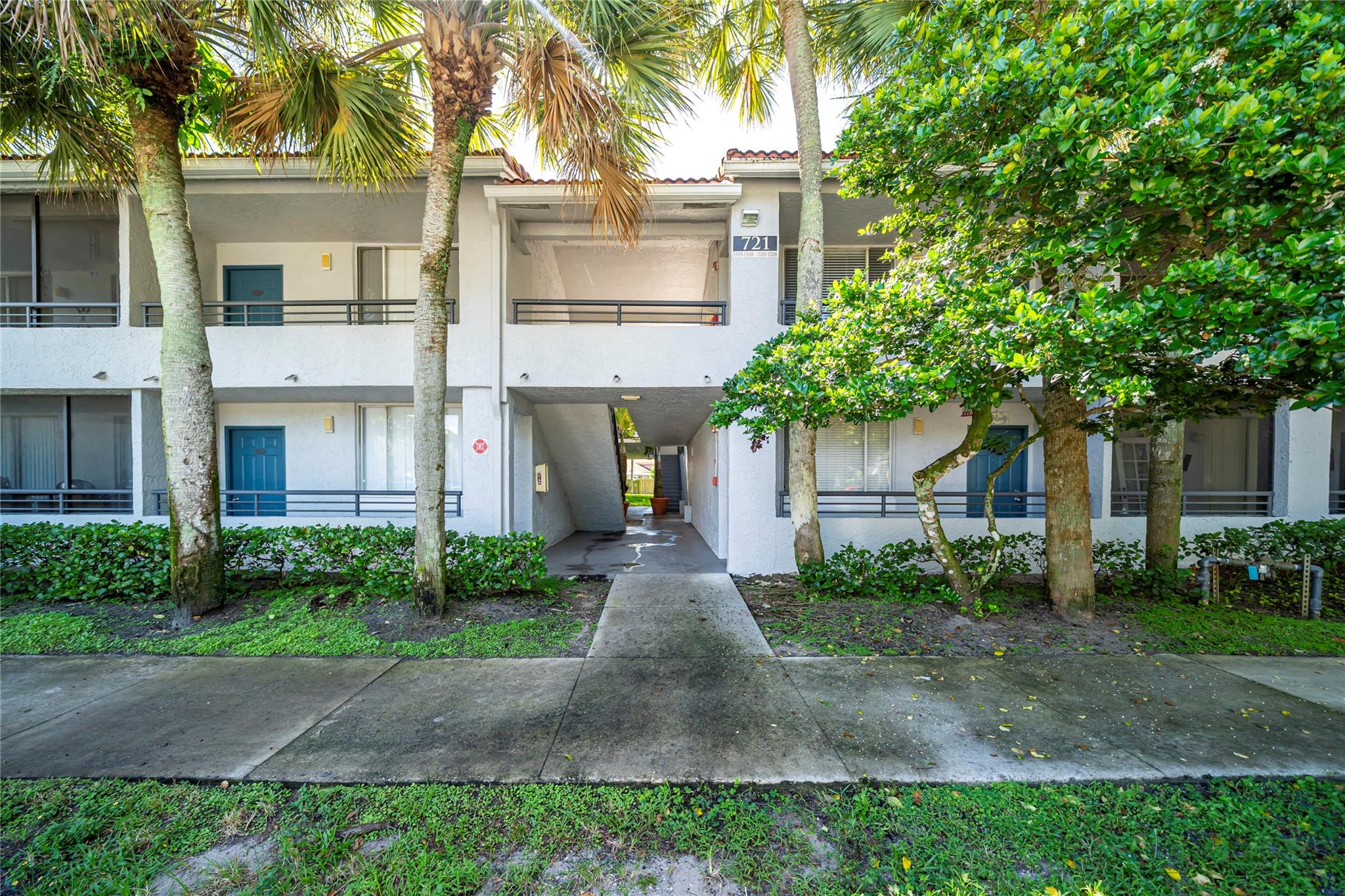 Coco Parc Condo - Residential Lease