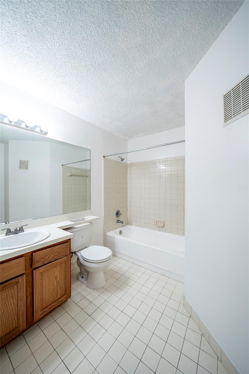 Coco Parc Condo - Residential Lease