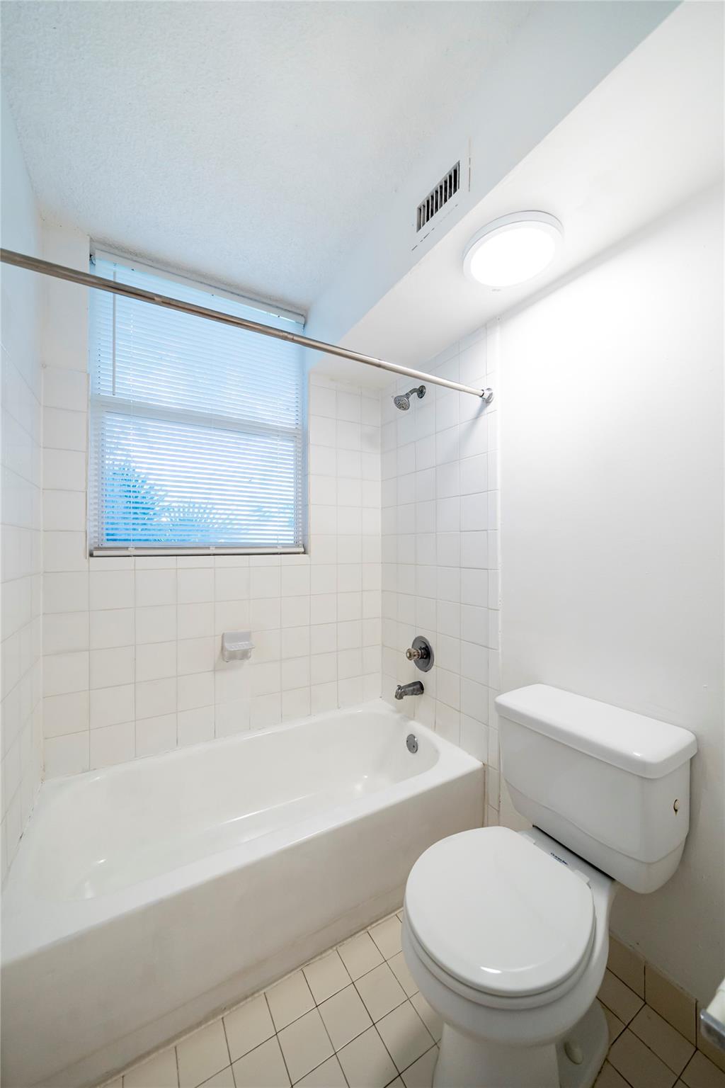 Coco Parc Condo - Residential Lease