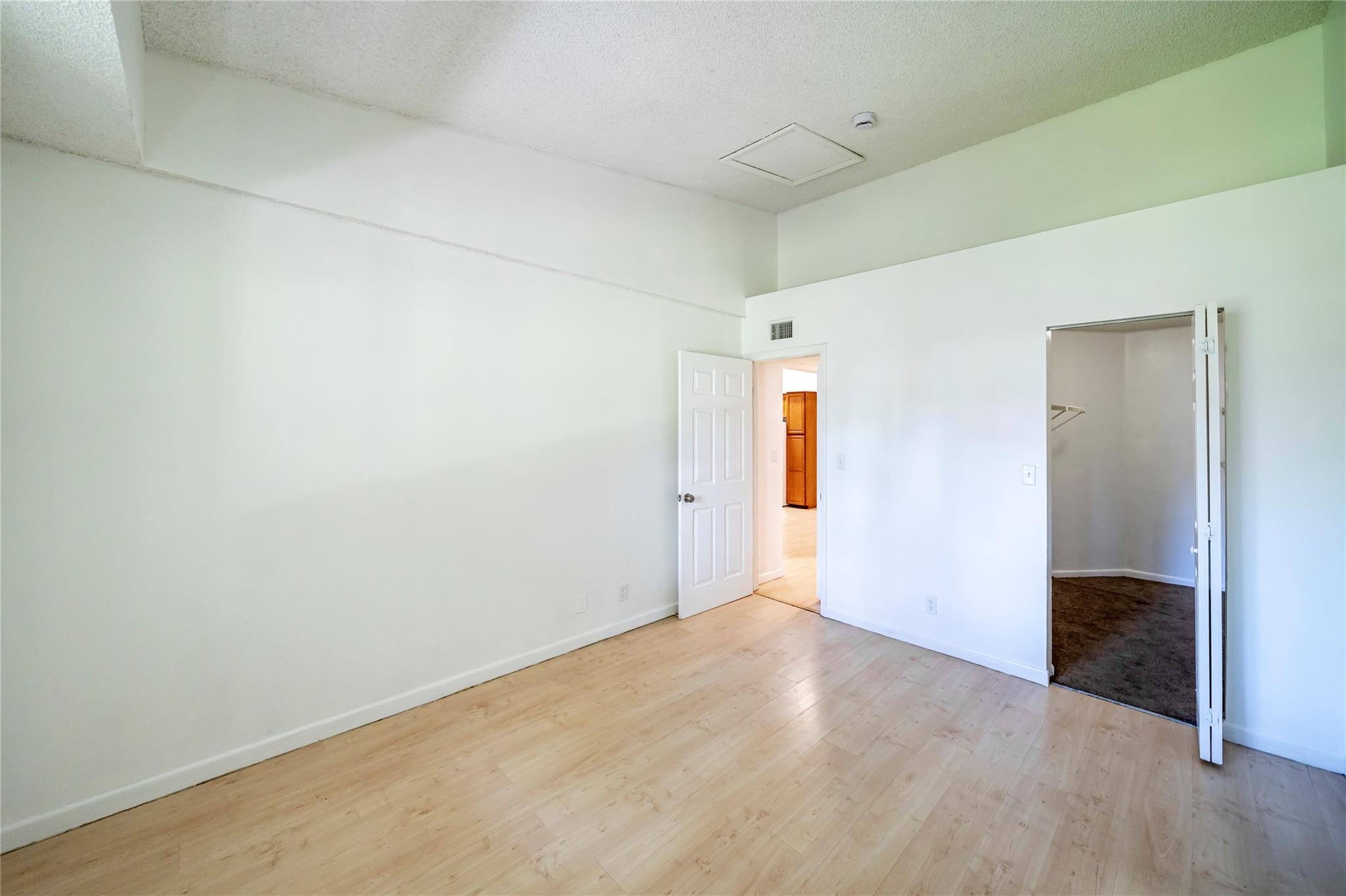 Coco Parc Condo - Residential Lease