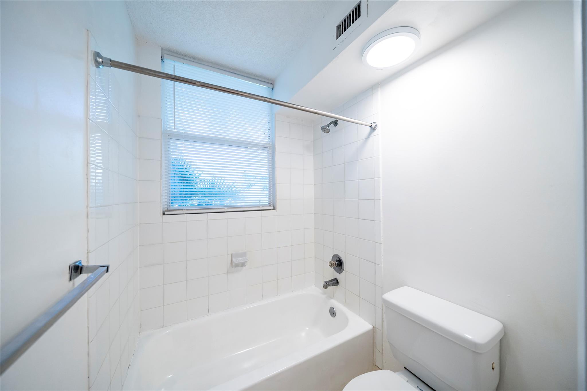 Coco Parc Condo - Residential Lease