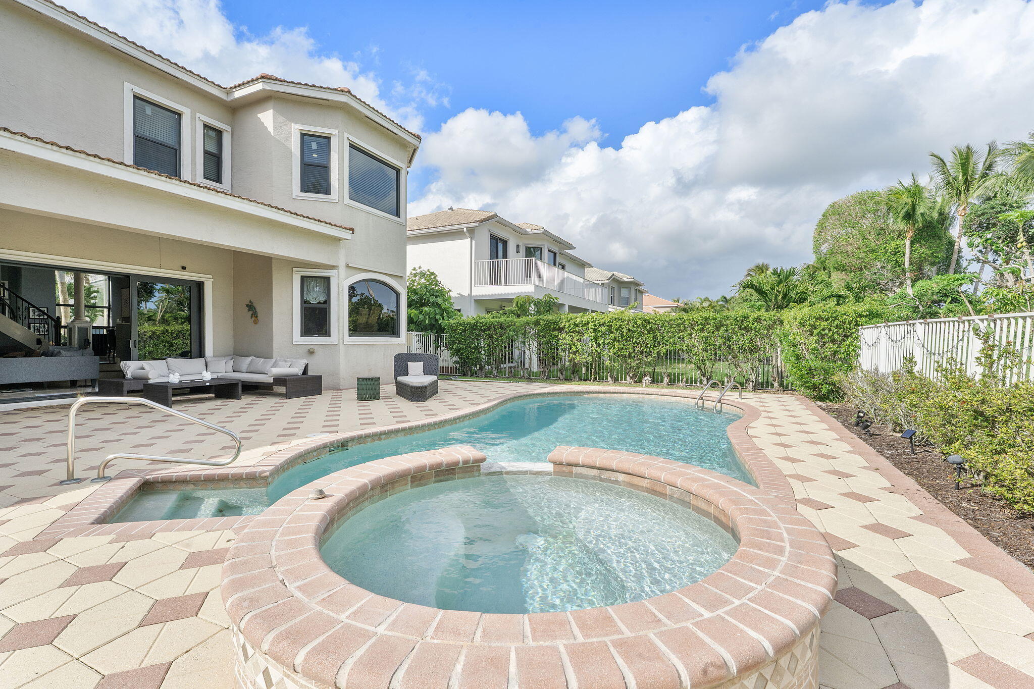 OLYMPIA 2 - Residential