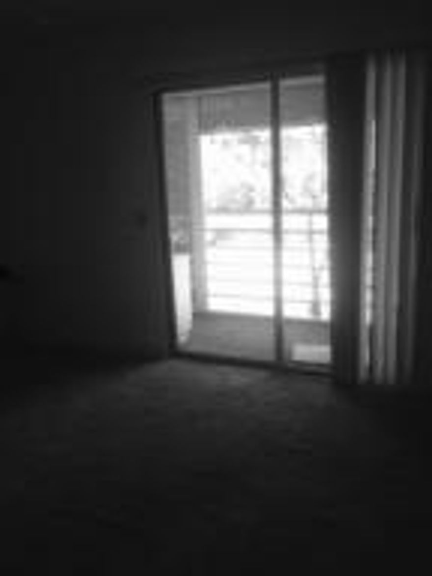 Clean and bright.  Country club atmosphere.  Free shuttle to area attractions and shopping.  Owner motivated