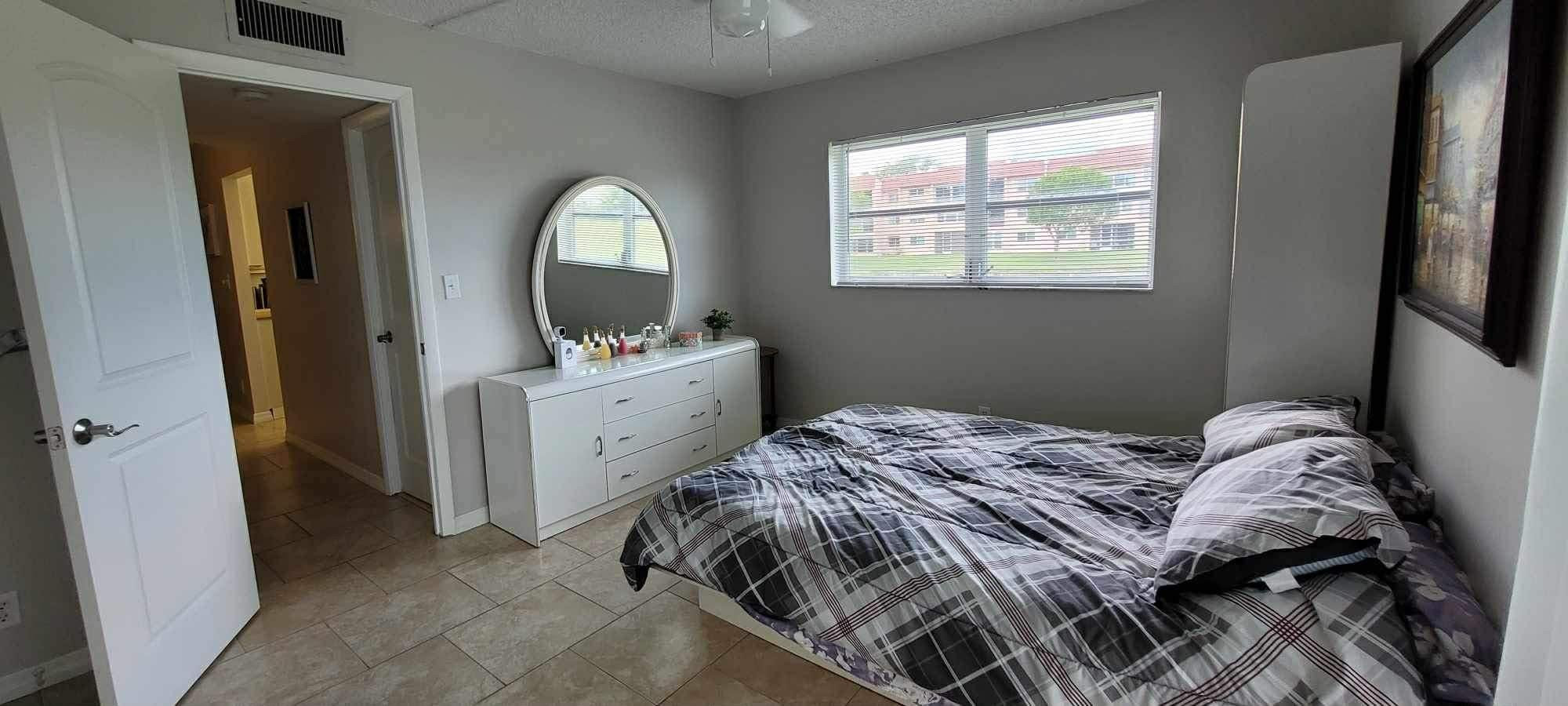 Sunrise Lakes - Residential