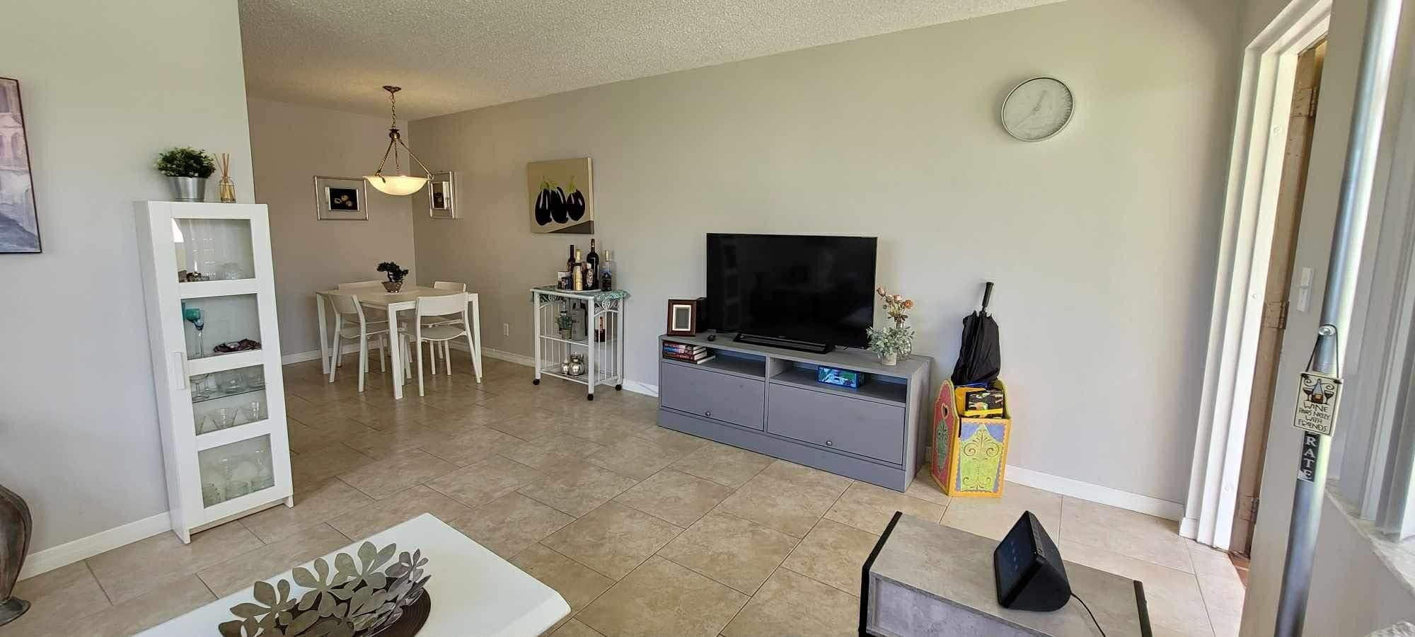 Sunrise Lakes - Residential