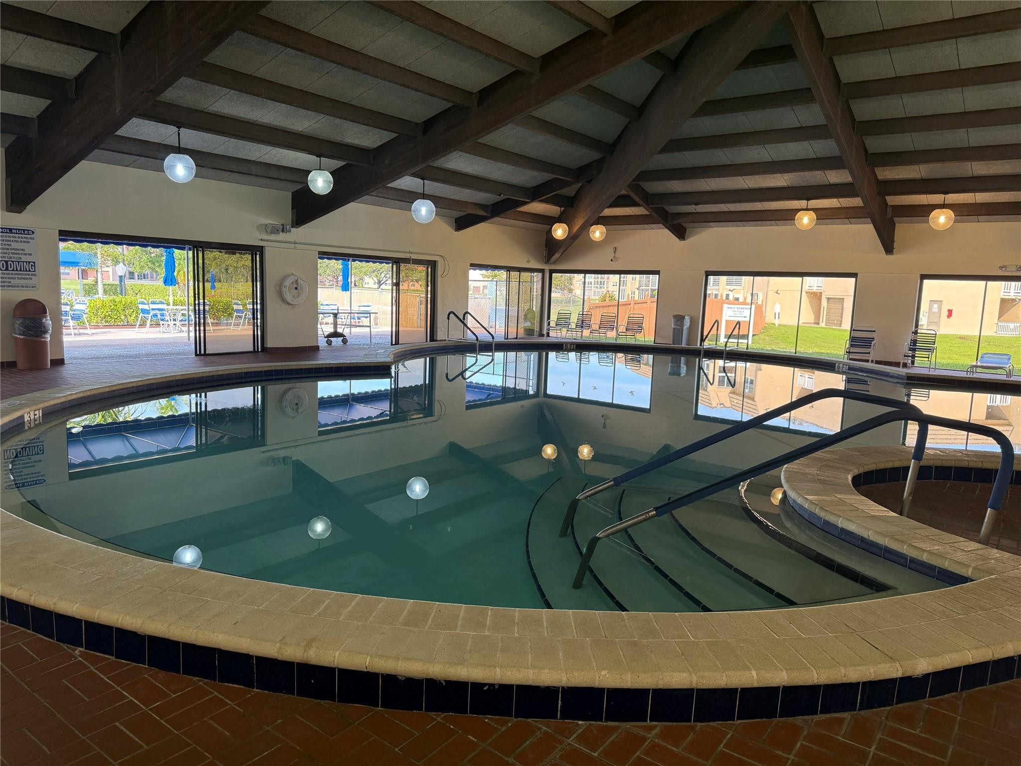 Sunrise Lakes - Residential