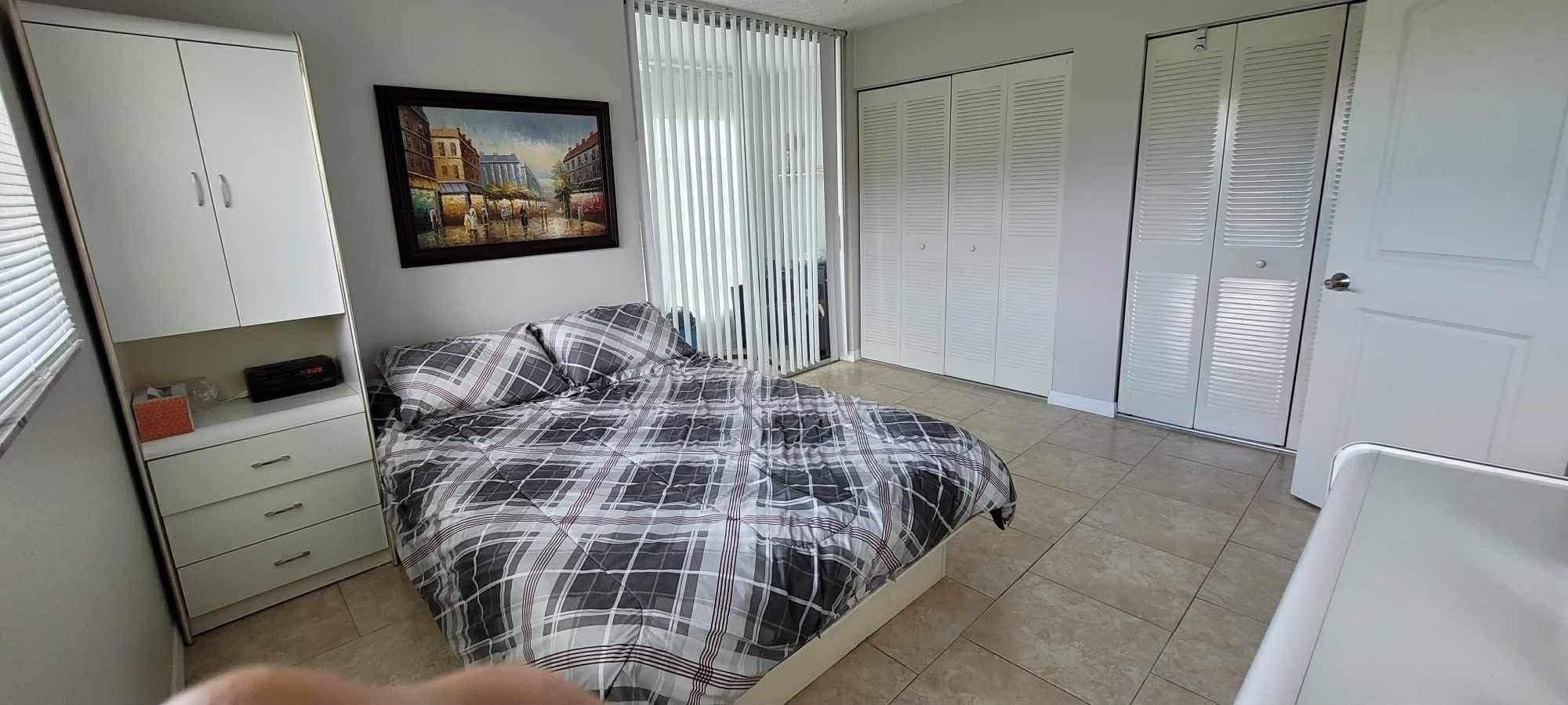 Sunrise Lakes - Residential