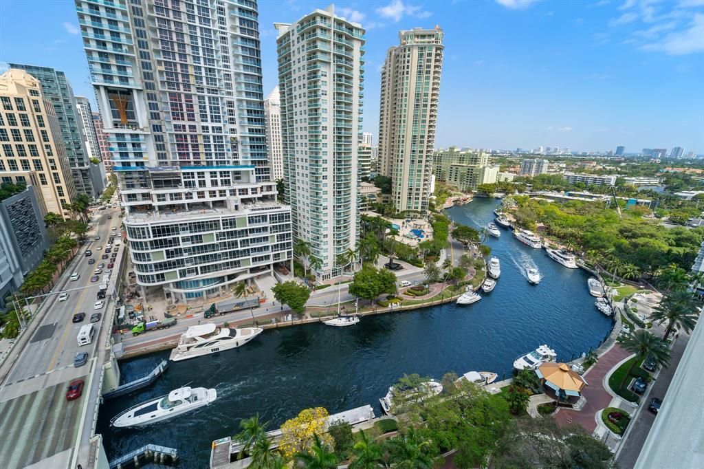 Photo of 511 SE 5th Avenue #1701, Fort Lauderdale, FL 33301 (MLS # B26023799)