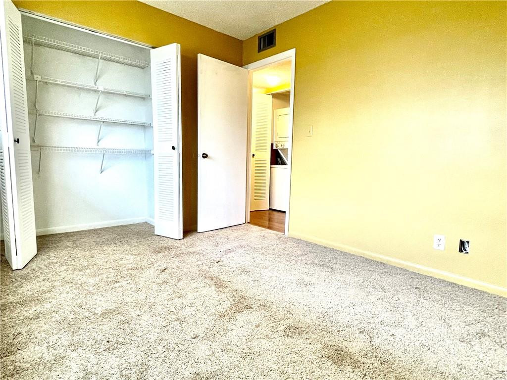 Lakeshore at University - Residential