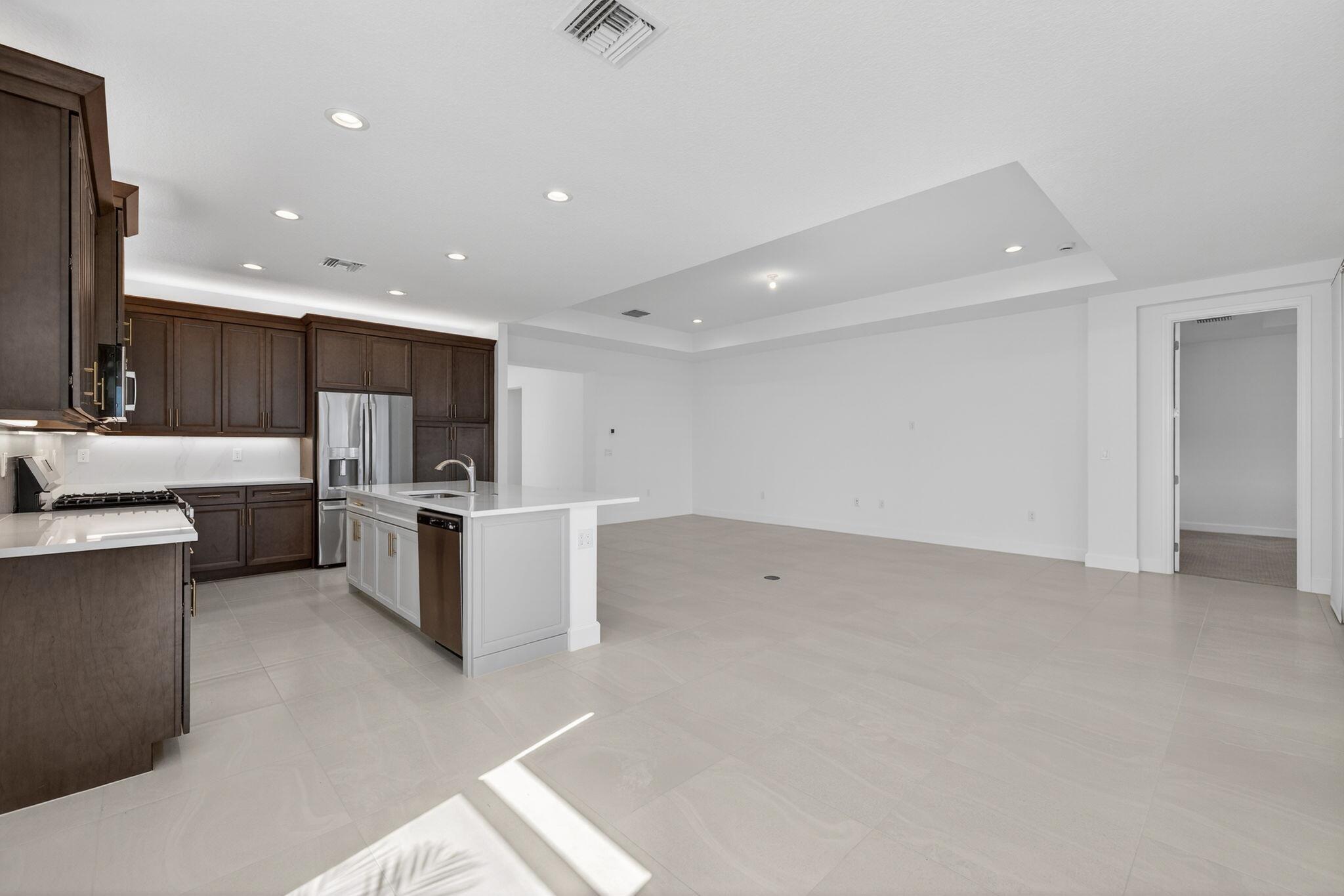 RIVERLAND PARCEL D - PLAT FIVE - Residential