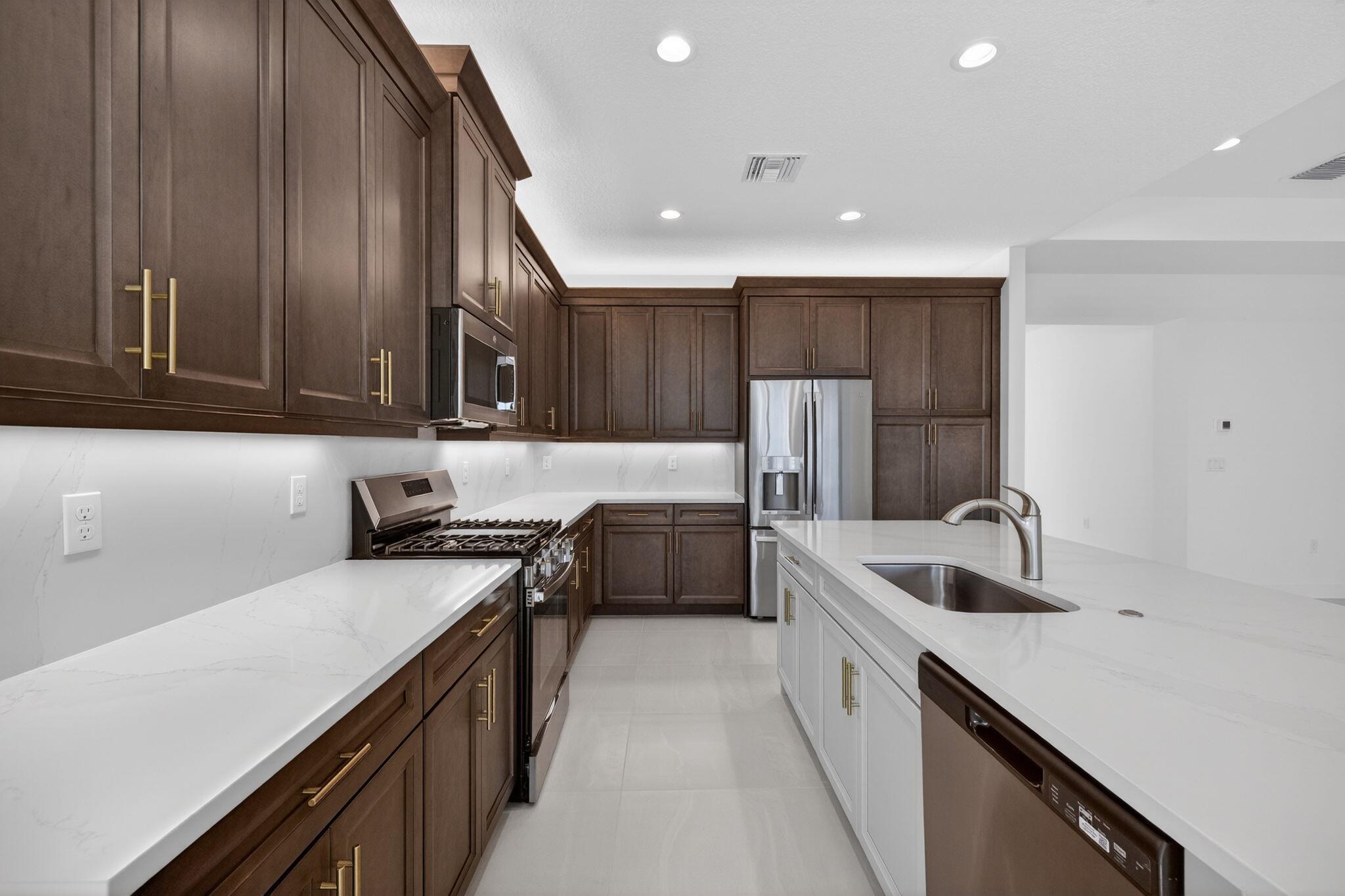 RIVERLAND PARCEL D - PLAT FIVE - Residential