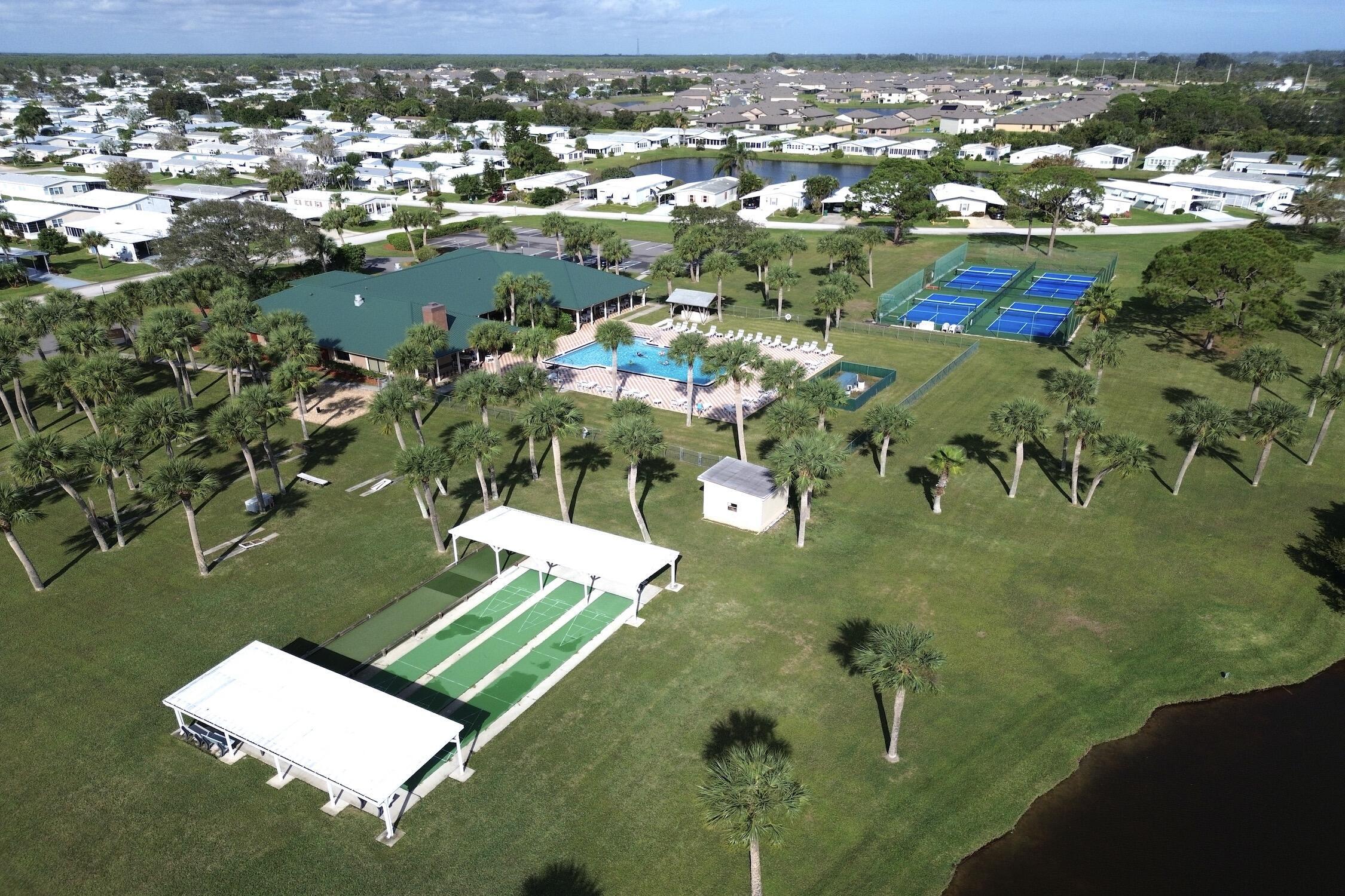 SNUG HARBOR LAKES CONDO - Residential