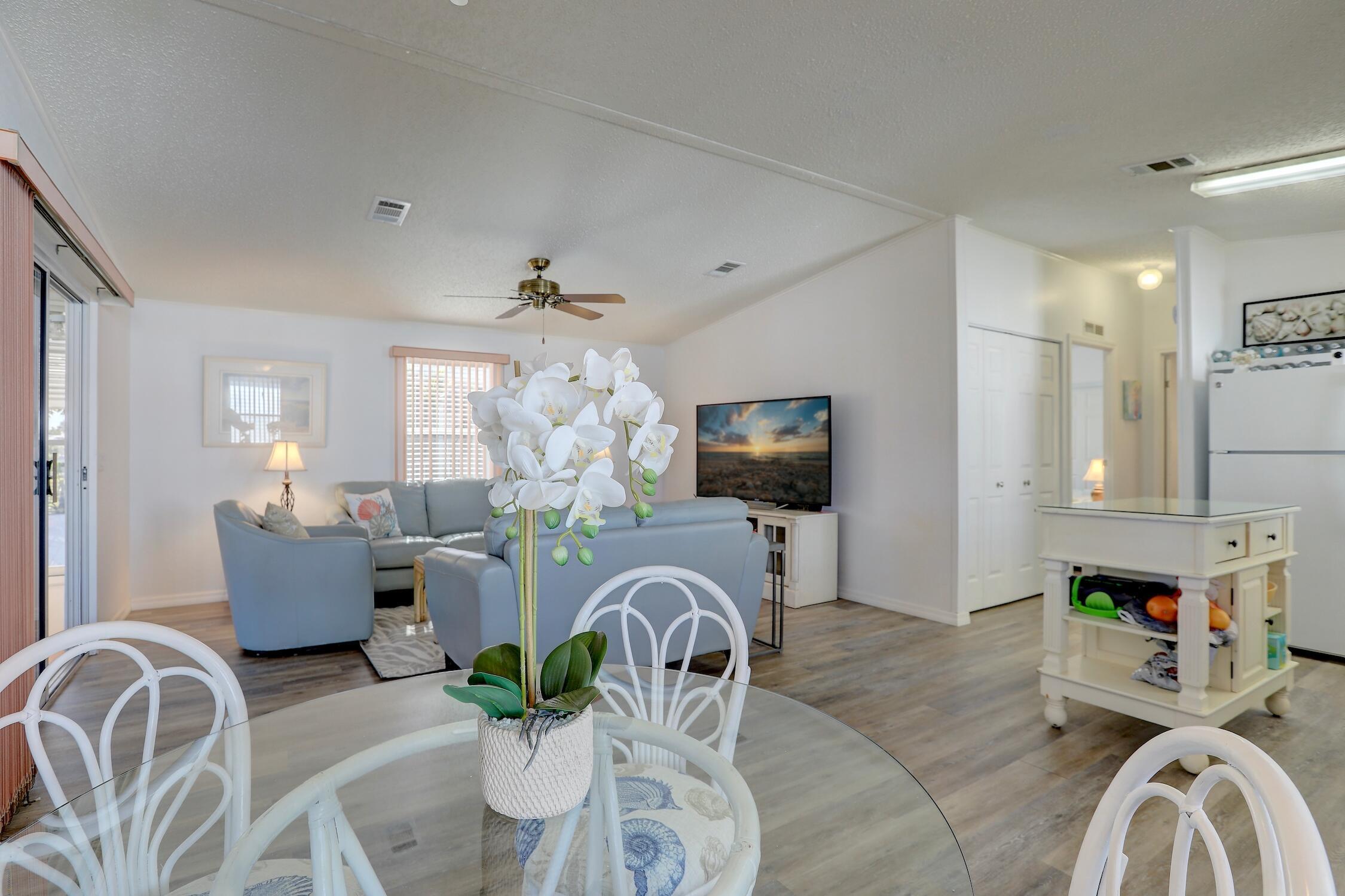 SNUG HARBOR LAKES CONDO - Residential