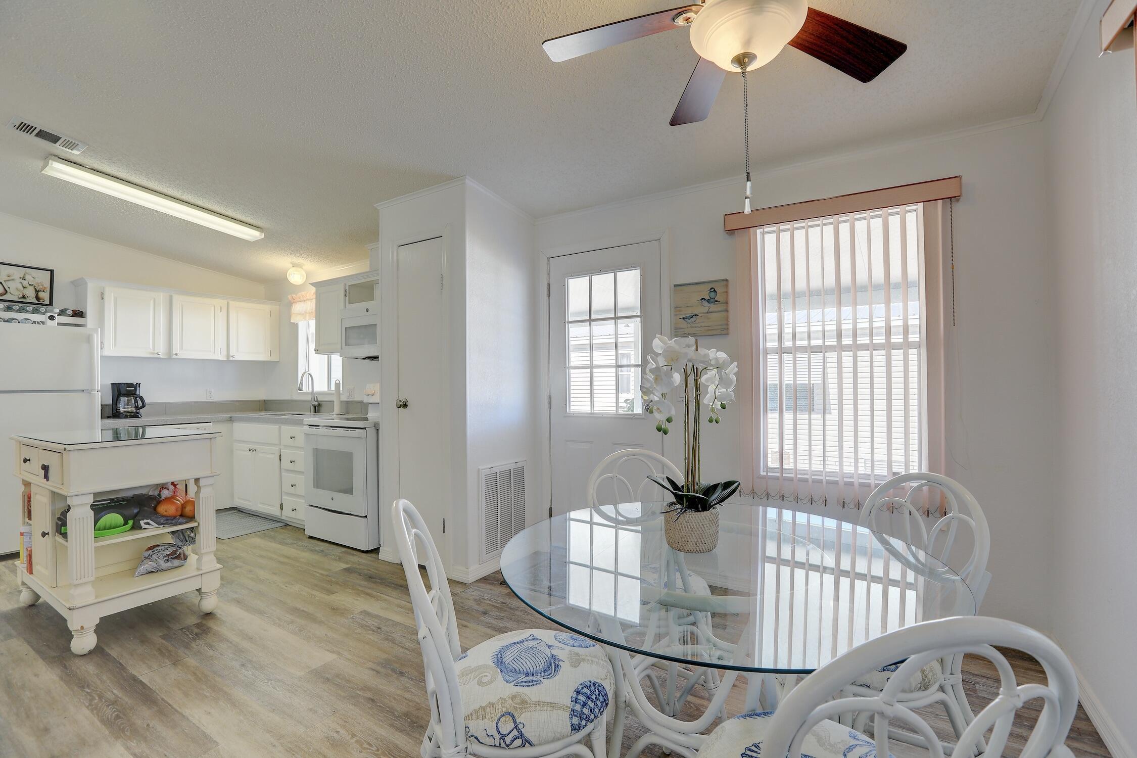 SNUG HARBOR LAKES CONDO - Residential