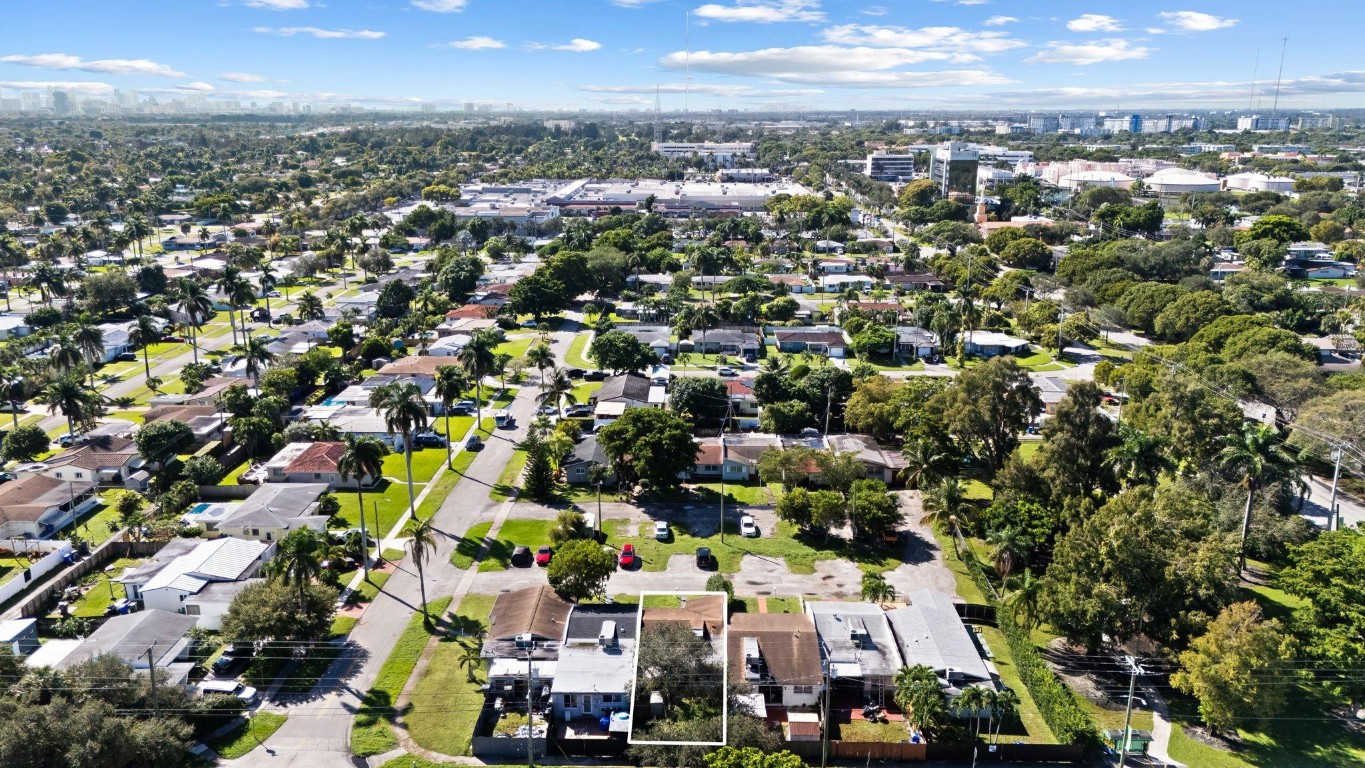 WOODED HILLS ESTATES - Residential