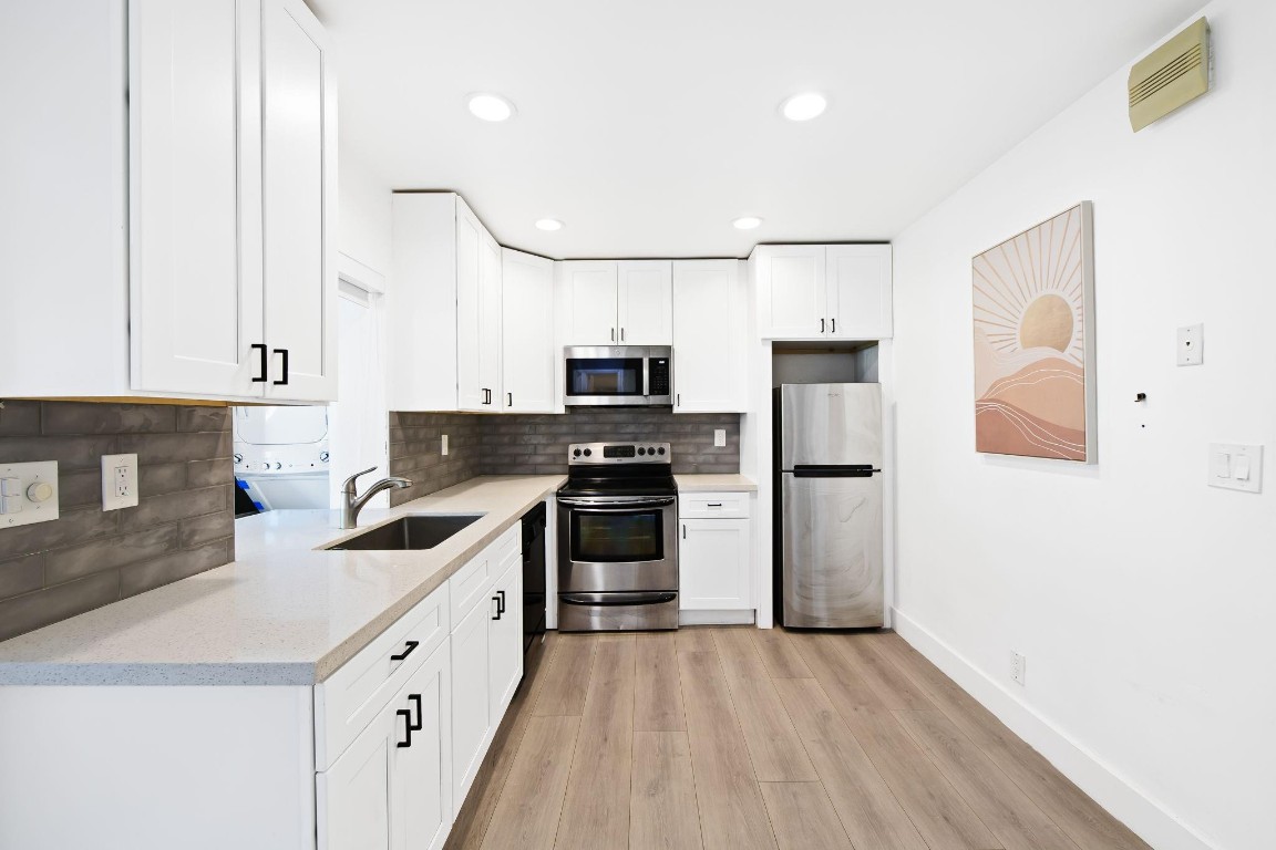 WOODED HILLS ESTATES - Residential